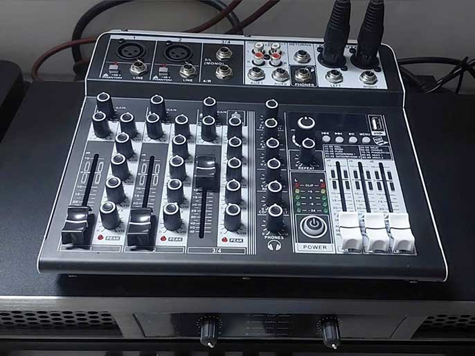 Mixer 4 kênh có Bluetooth và USB