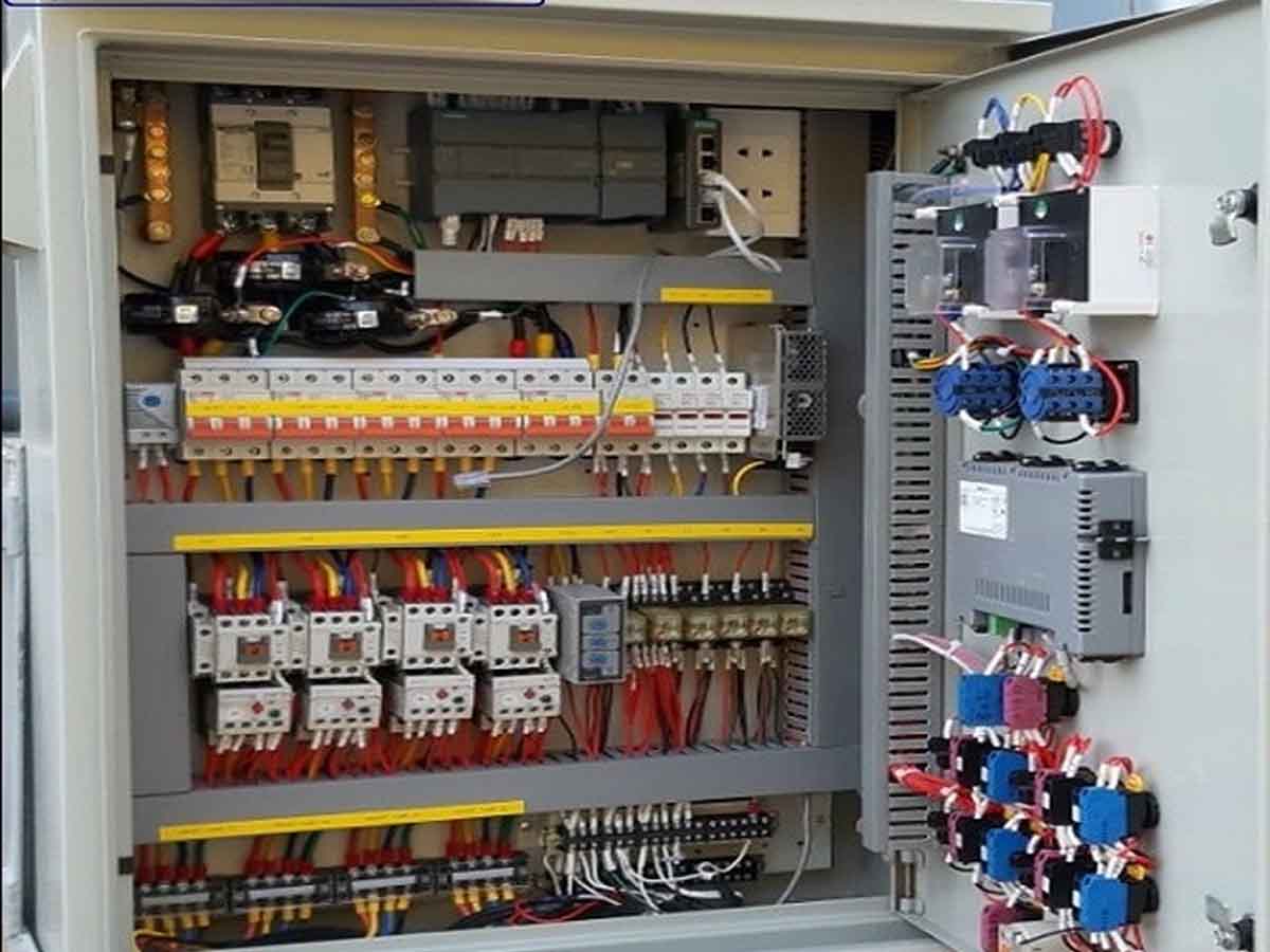 Tủ điều khiển trung tâm