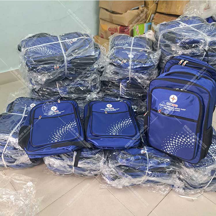 Ba lô 4 ngăn in logo Điện Lực Lai Vung - ảnh 4
