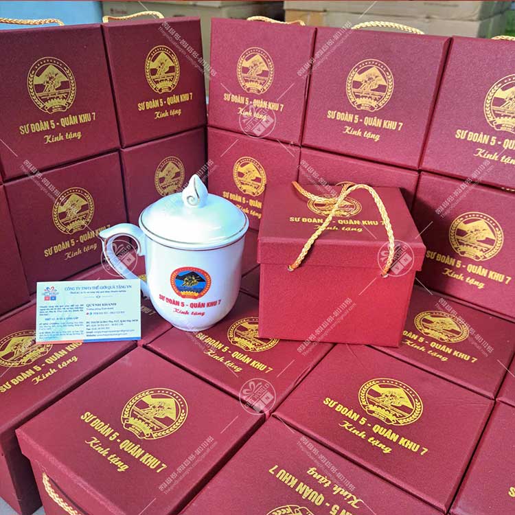 Ca Sứ Mẫu Đơn Viền Chỉ Vàng Kim - ảnh 2